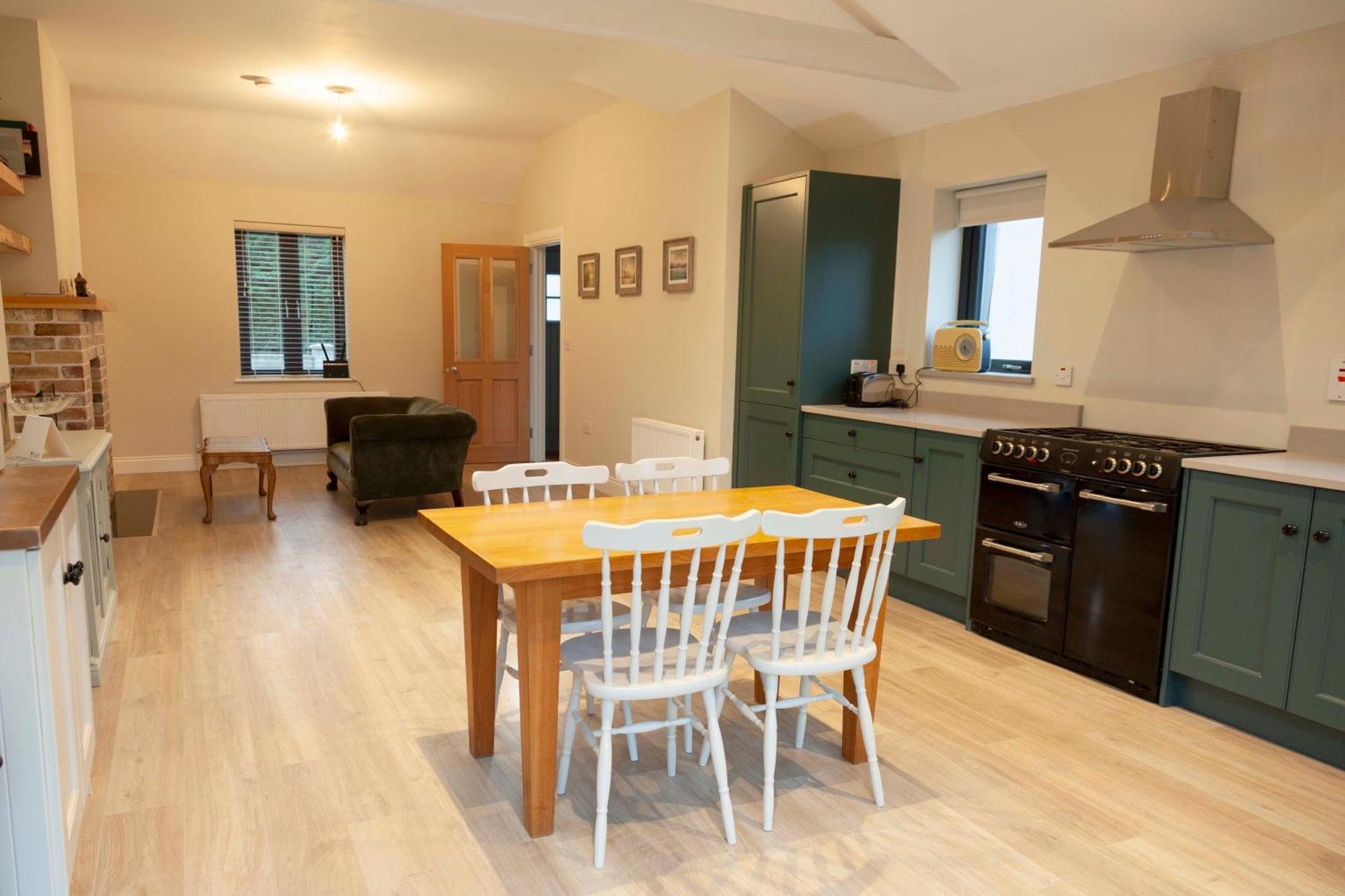 Lavender Cottage - 2 Bedroom Home Newbridge  Εξωτερικό φωτογραφία